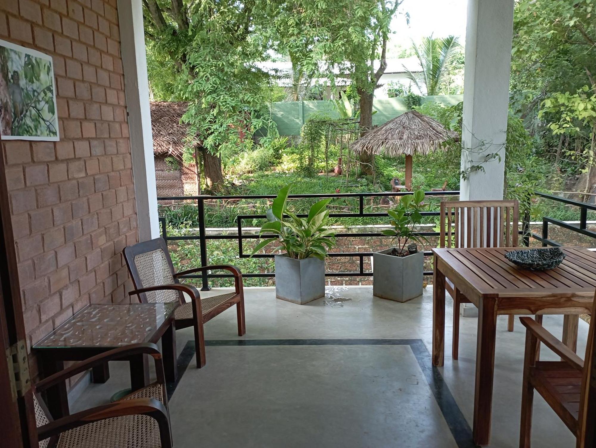 Villa Lyvie Ayurvedic Hotel Tangalle Eksteriør bilde